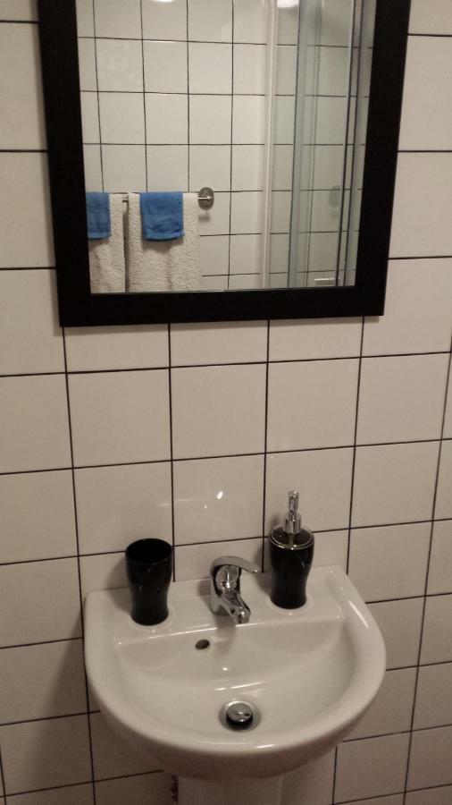 The Village Studio Apartments Moate Luaran gambar